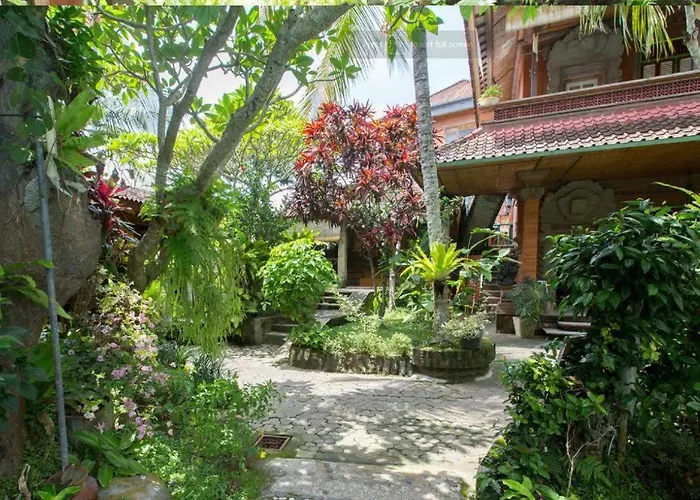 Okawati Boutique Bungalows
